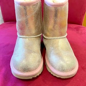 Uggs Classic II Metallic Glitter *New